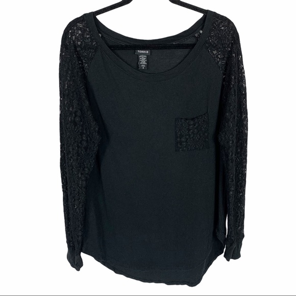 Torrid Long Sleeve Raglan Tee With Lace Sleeves